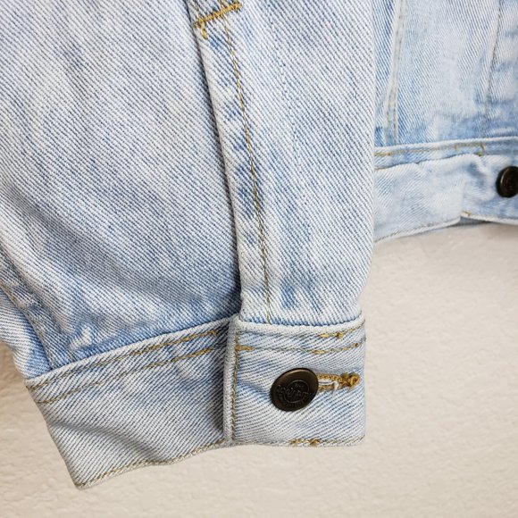 Las Vegas Hard Rock Cafe Save the Planet Light Wash Oversize Denim Jacket M - Picture 8 of 16